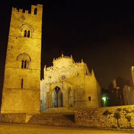 Antico Borgo - Romantic Rooms in Medieval Erice-3